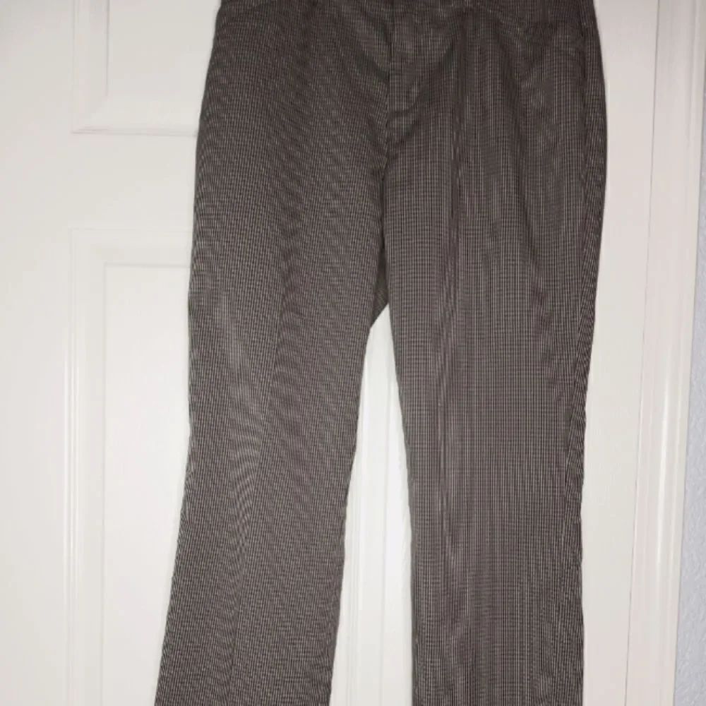 Lee 10 MFlex Motion RegularFit Straight Leg MidRise Pockets Women's Dress Pants.